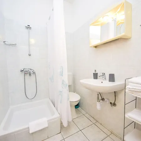 아파트 Mira-2 By Interhome *