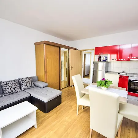 아파트 Mira-2 By Interhome 마카르스카