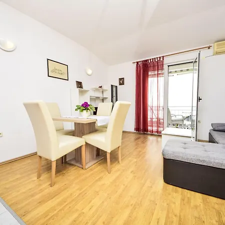 Mira-2 By Interhome Appartement